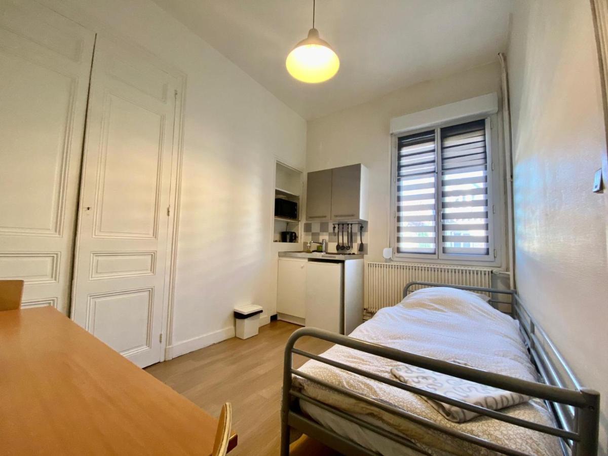 Petit Studio Confortable Pour Une Personne - 038 Ruão Exterior foto
